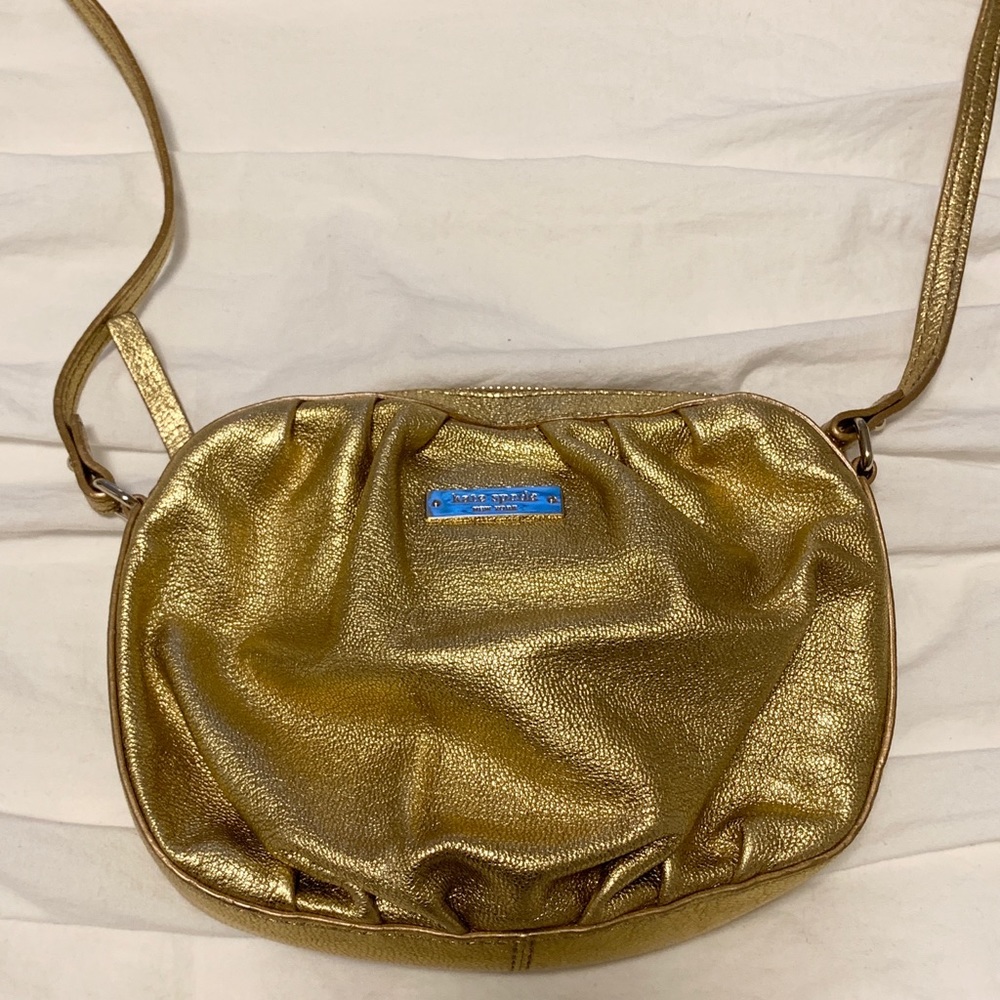 Kate Spade ♠️ Gold Metallic Crossbody - Picture 2 of 4
